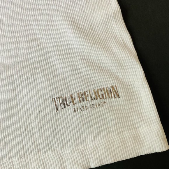 TRUE RELIGION Men's Set of 3 Tank Tops NWOT Size M 38-40 - Picture 5 of 7
